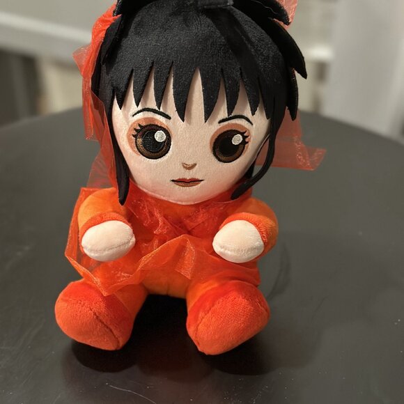 Kidrobot Beetlejuice Lydia Deetz Phunny Plush – Red Wedding Dress - Picture 13 of 16